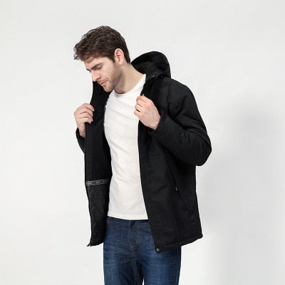 DEFROST - Heated Jacket in black worn by a man